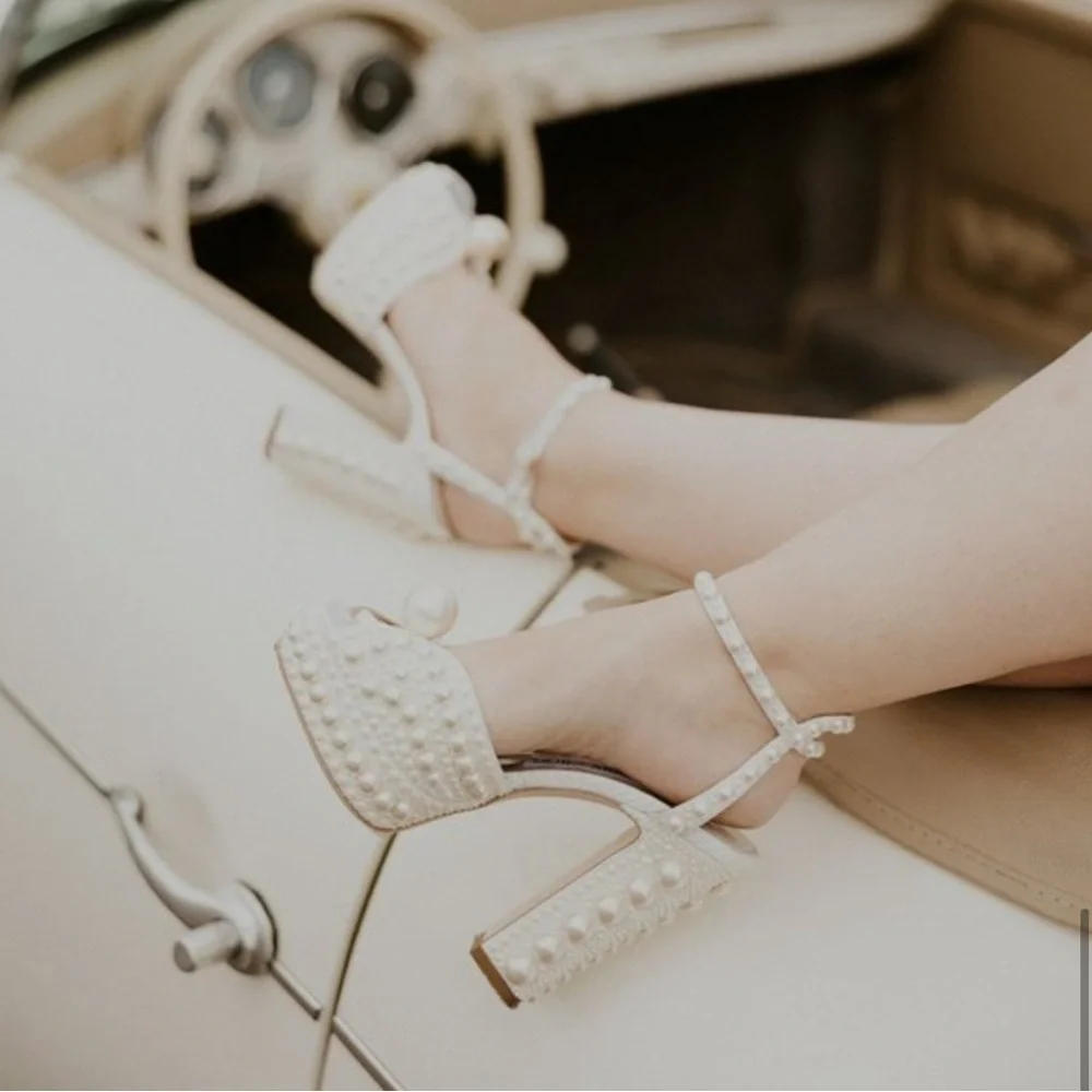 Jimmy Choo Pearl Embellished White Bridal Heels size 38 - Picture 10 of 16